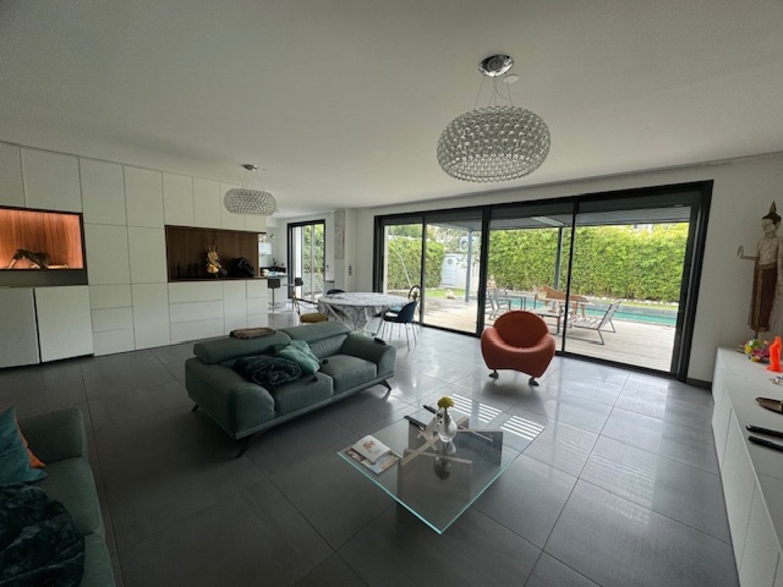 Villa in Nord, Sanary-sur-Mer, France 2 - 15653745