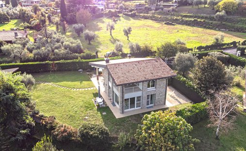 Villa in San Felice del Benaco, Lombardei, Italien 1