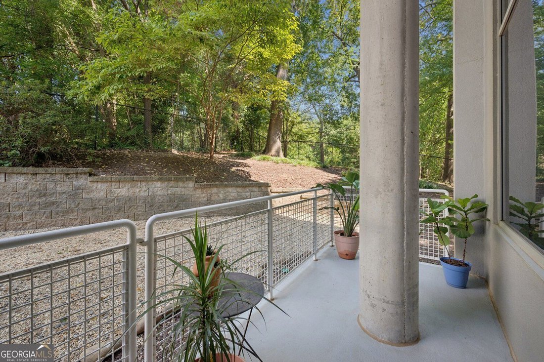 Condo in Atlanta, Georgia, United States 5 - 18949374