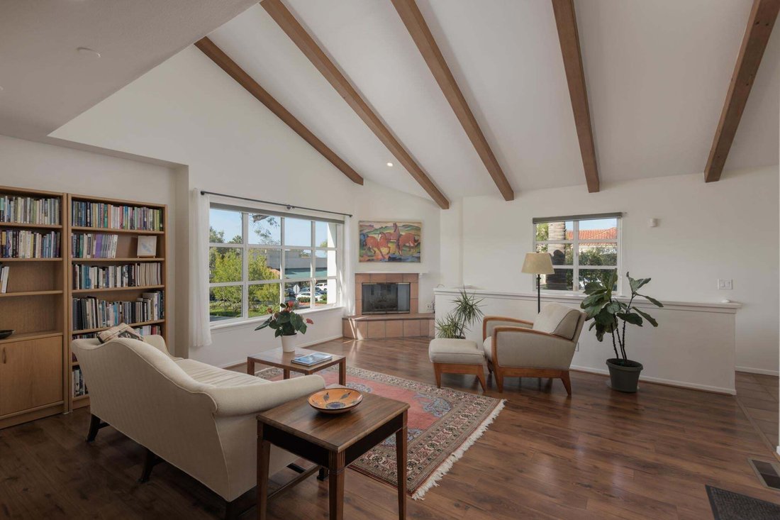 Condo in Santa Barbara, California, United States 4 - 18939304