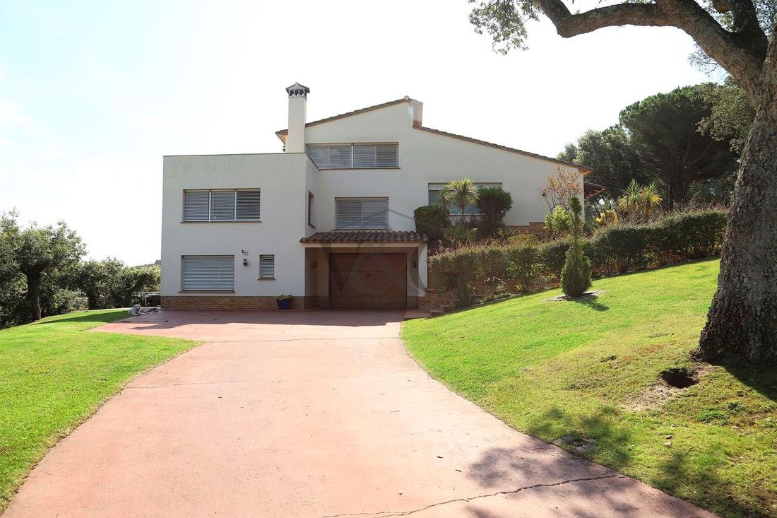 Villa in Pals, Catalonia, Spain 4 - 18948809