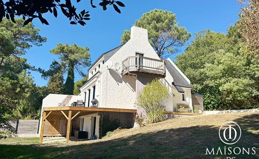 House in Riec-sur-Belon, Brittany, France 1