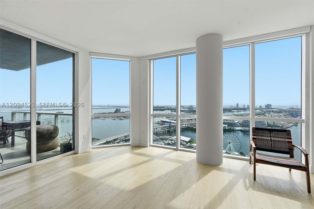Condo in Miami, Florida, United States 4 - 18952656