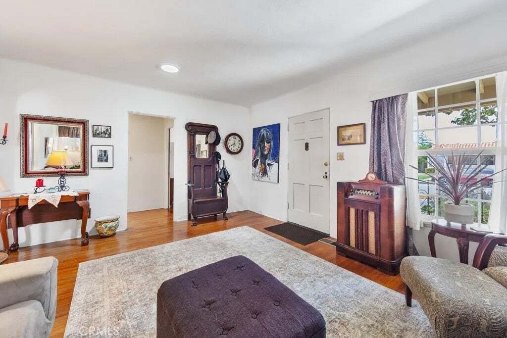 House in Signal Hill, California, United States 4 - 18953865