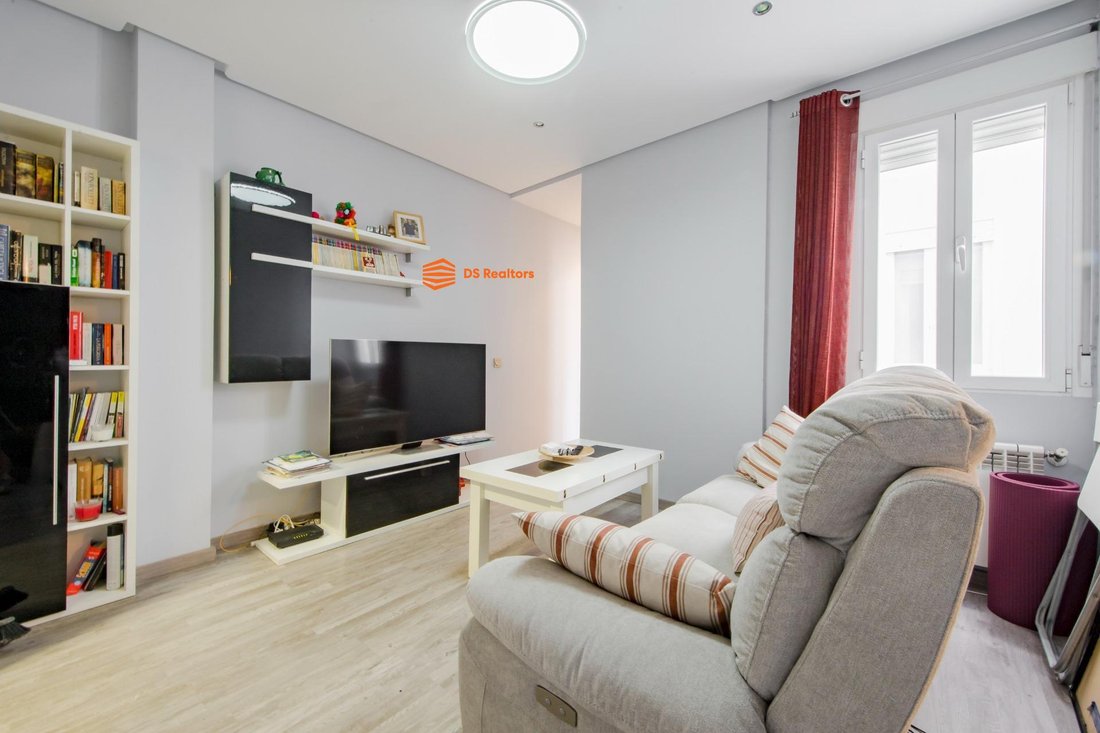 Apartment in Chamberi, Madrid, Spain 2 - 18949439