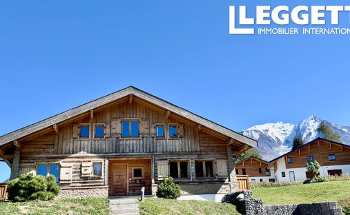 Chalet in Saint-Gervais-les-Bains, Auvergne-Rhône-Alpes, France 1