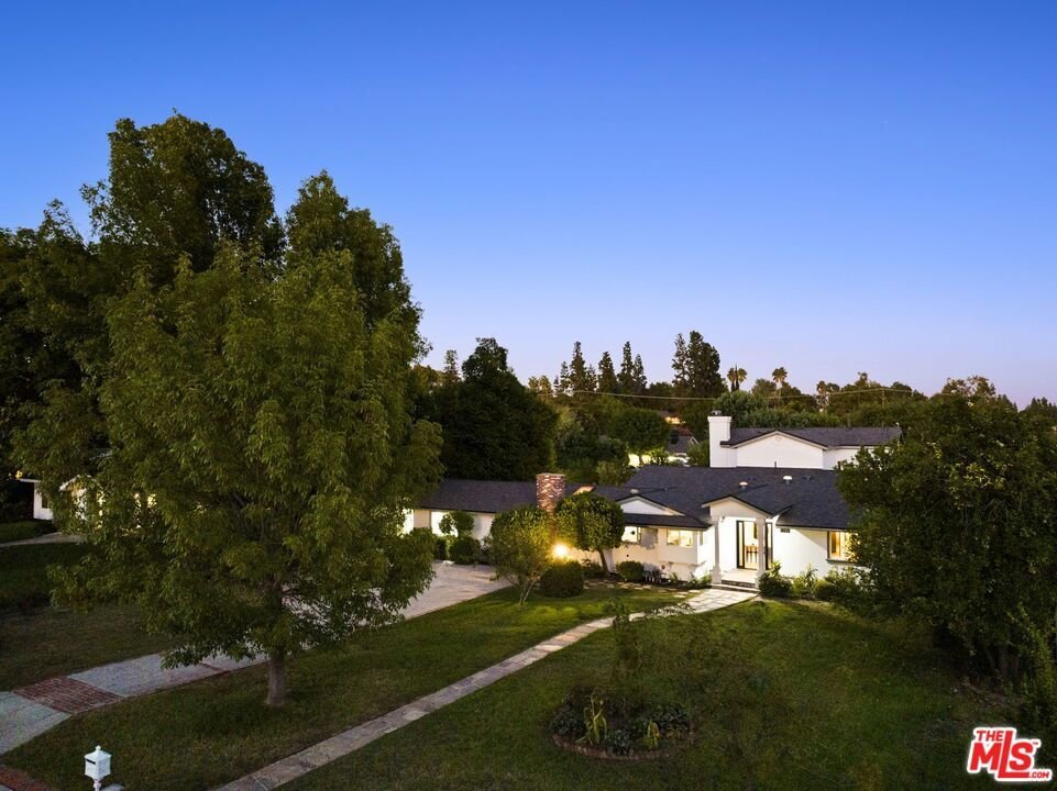 House in Los Angeles, California, United States 4 - 18948431