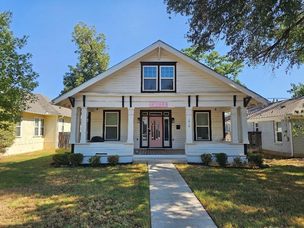 House in Waco, Texas, United States 1 - 18953643