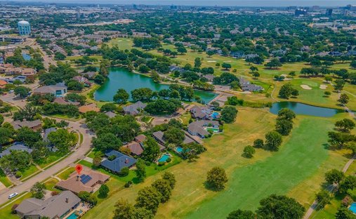 House in Farmers Branch, Texas, United States 1