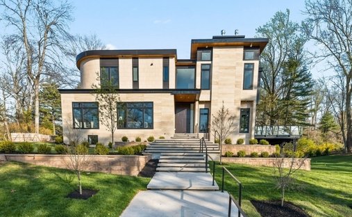 House in Millburn Twp., New Jersey, United States 1