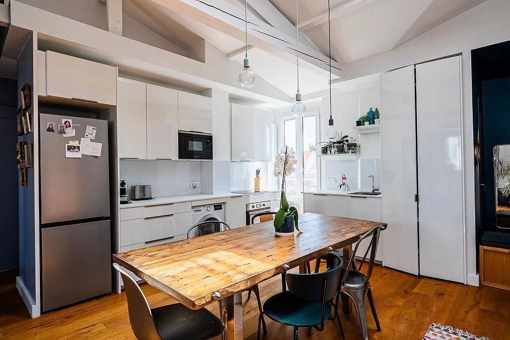 Apartment in La Fourche-Guy Môquet, Paris 17e Arrondissement, Paris 5 - 18950005