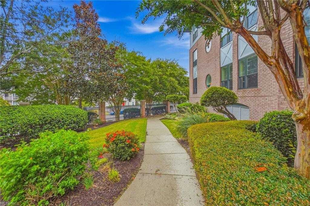 Condo in Virginia Beach, Virginia, United States 3 - 18952673