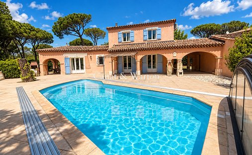 Villa a Le Dramont-Agay-Anthéor-Le Trayas, Saint-Raphaël, Francia 1
