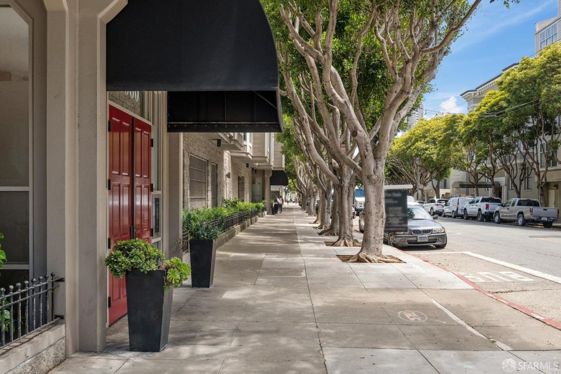 Condo in San Francisco, California, United States 4 - 18948235
