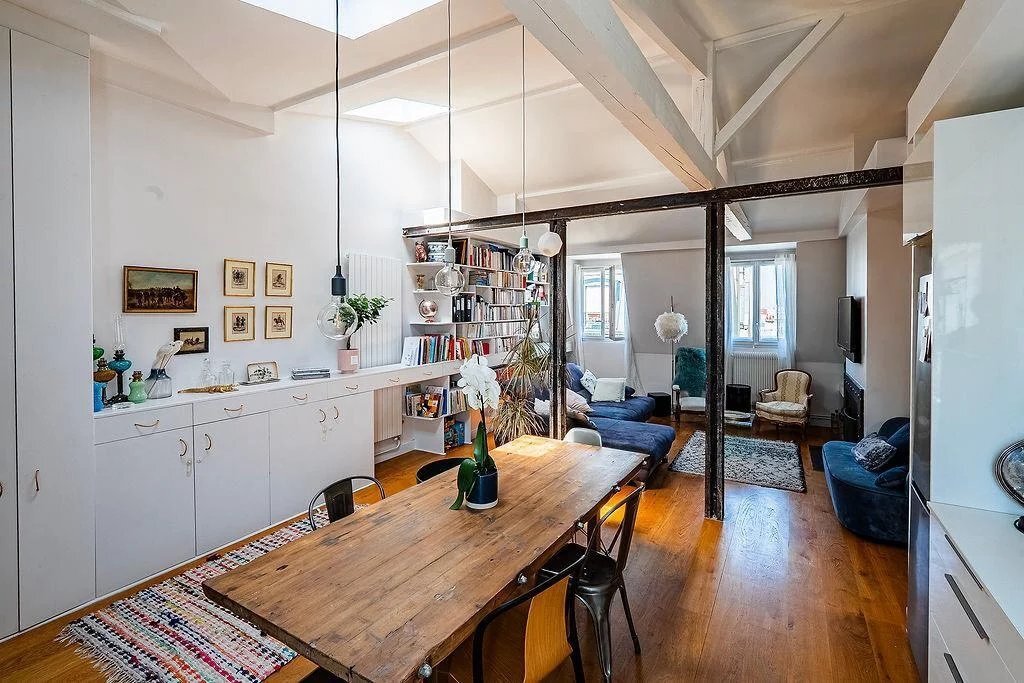 Apartment in La Fourche-Guy Môquet, Paris 17e Arrondissement, Paris 2 - 18950005