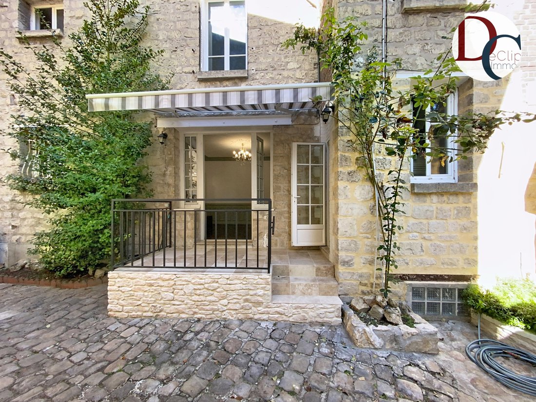 Apartment in Senlis, Hauts-de-France, France 1 - 18954653