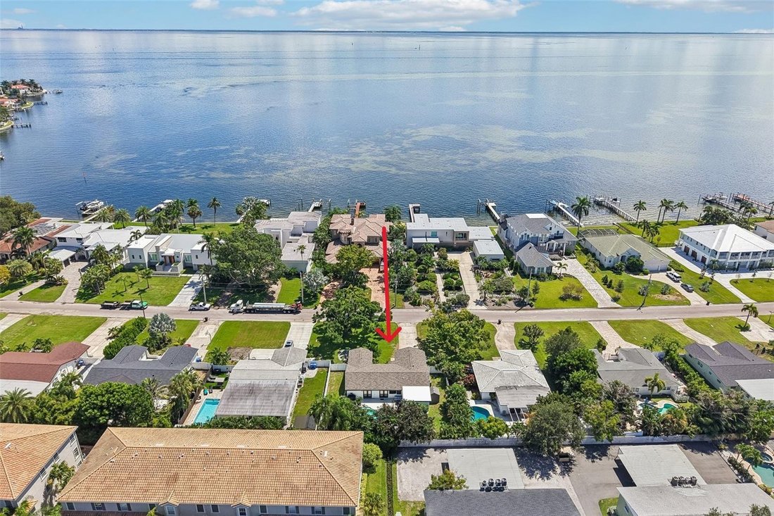 House in St. Petersburg, Florida, United States 1 - 18948895