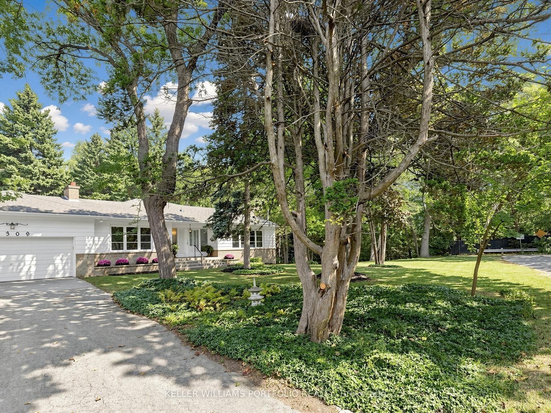 House in Mississauga, Ontario, Canada 2 - 18948916