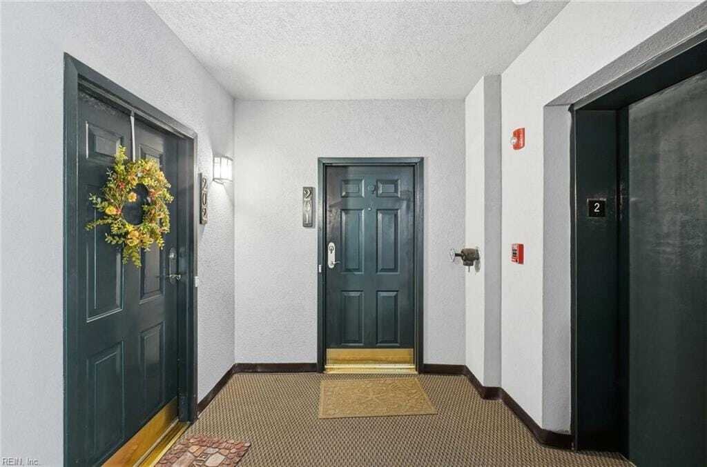 Condo in Virginia Beach, Virginia, United States 4 - 18952673