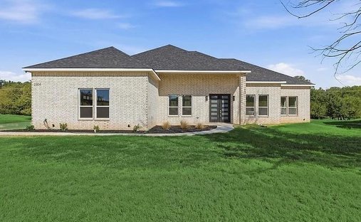House in Granbury, Texas, United States 1