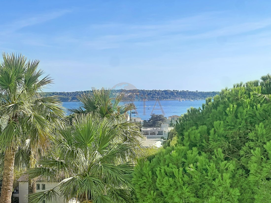 Apartment in Cannes, Provence-Alpes-Côte d'Azur, France 1 - 18949805