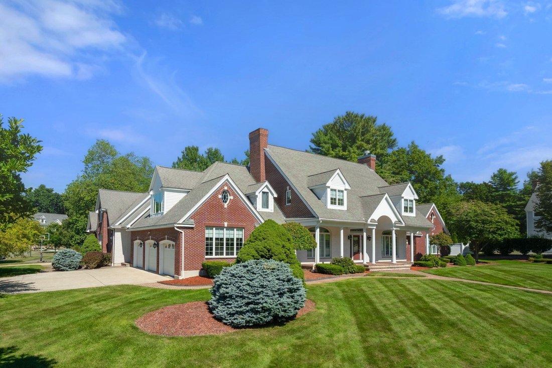 House in Lynnfield, MA, United States 3 - 18950674