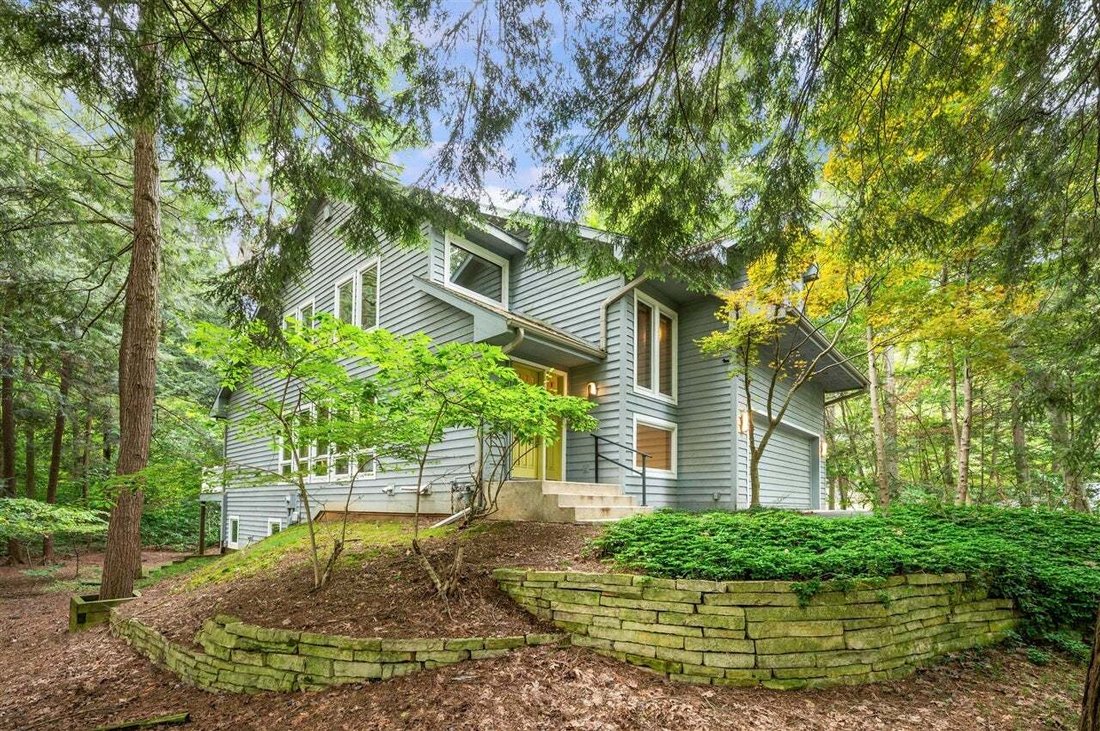 House in Sawyer, Michigan, United States 1 - 18952925