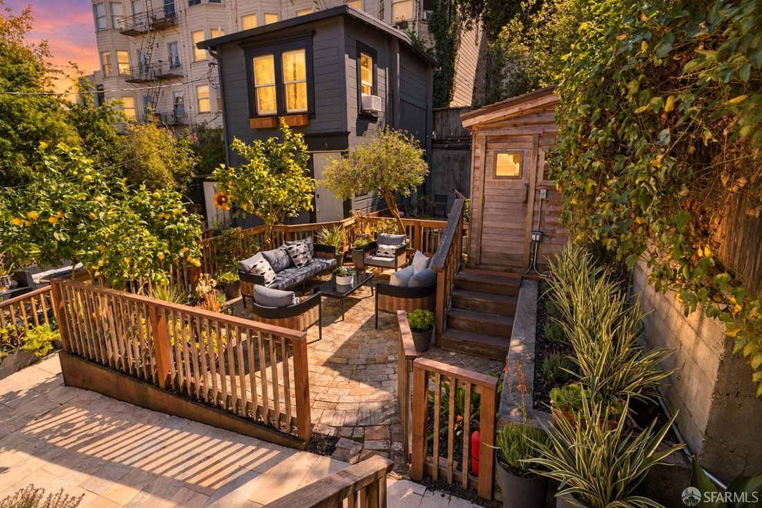 Condo in San Francisco, California, United States 2 - 18952083