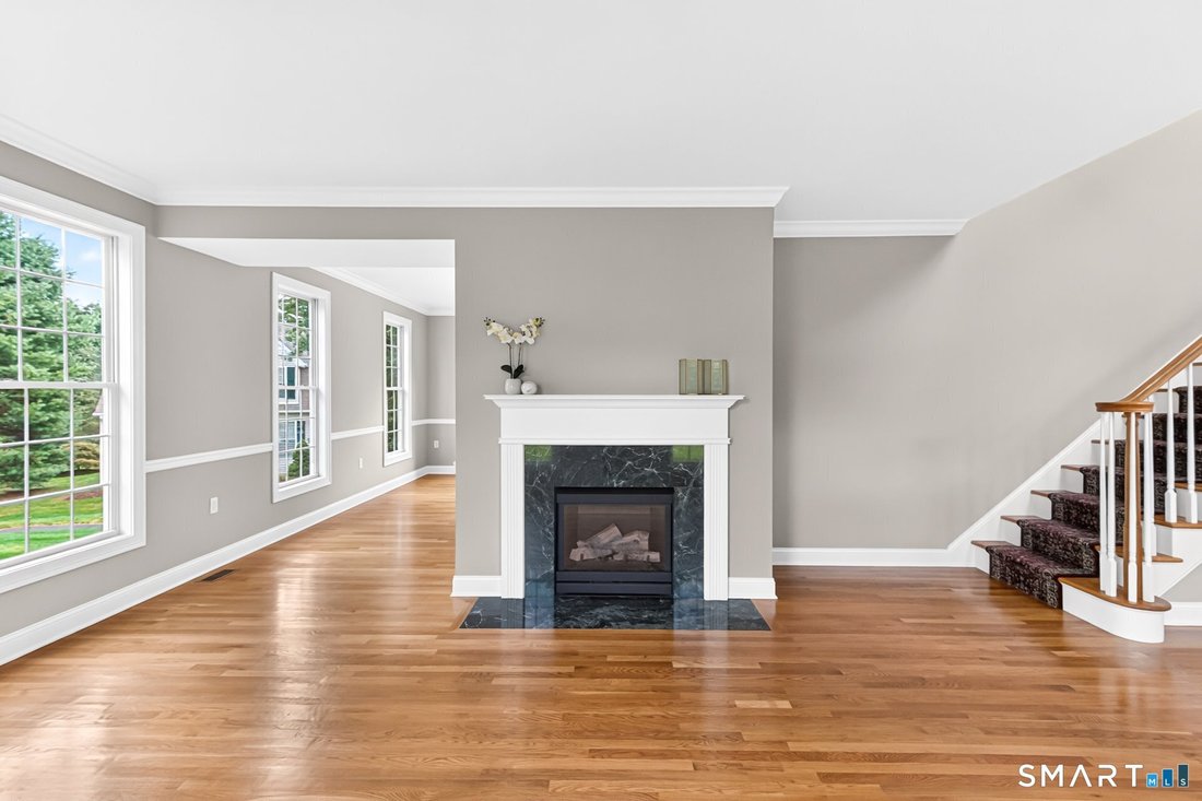 Condo in Avon, Connecticut, United States 4 - 18954358