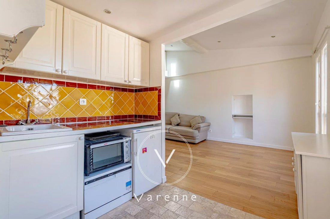 Apartment in Saint Placide, Paris 6e Arrondissement, Paris 3 - 18949996