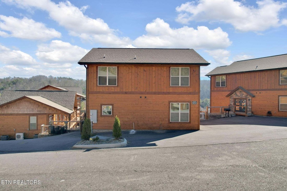 House in Sevierville, Tennessee, United States 2 - 18952769