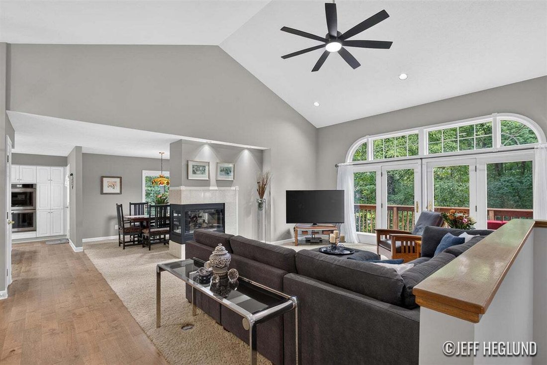 House in Forest Hills, Michigan, United States 5 - 18949207