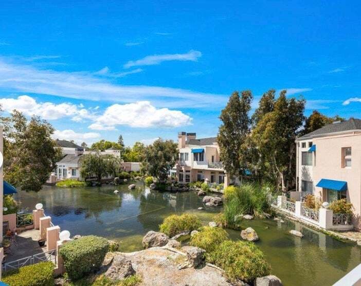 Condo in Redwood City, California, United States 1 - 18953273