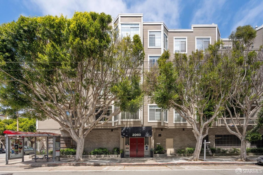 Condo in San Francisco, California, United States 2 - 18948235