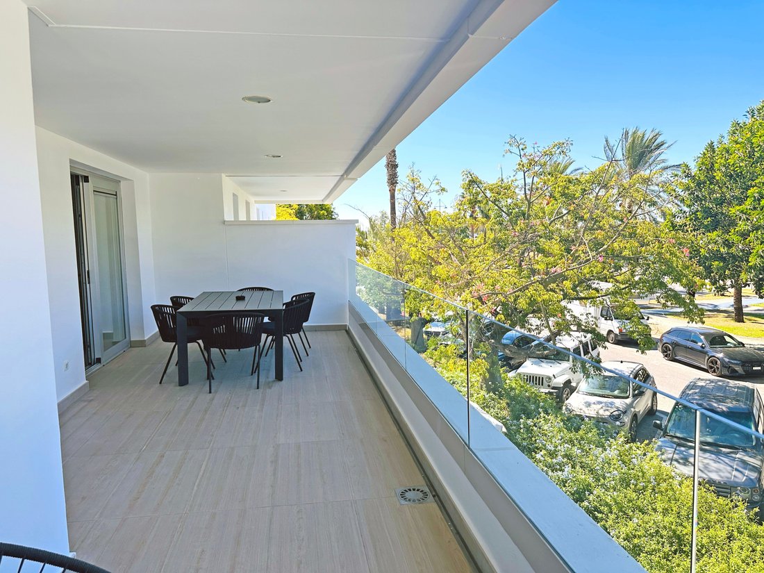 Apartment in San Pedro de Alcantara, Andalusia, Spain 1 - 18953082