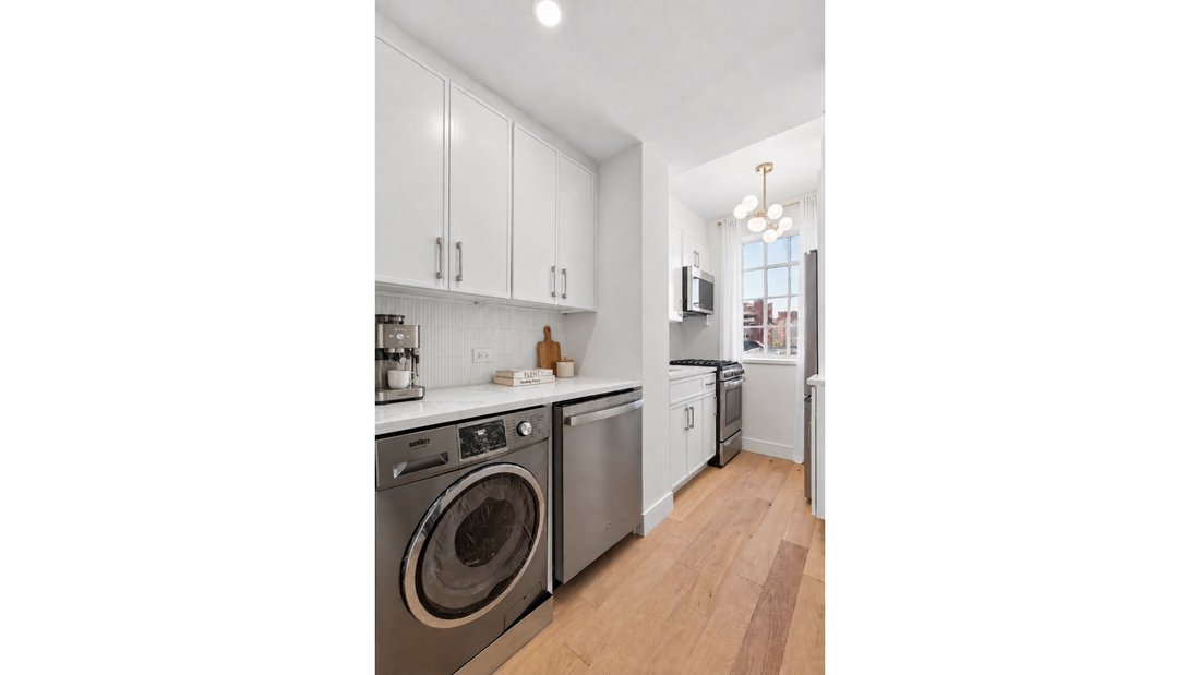 Co Op in New York, New York, United States 5 - 18953489