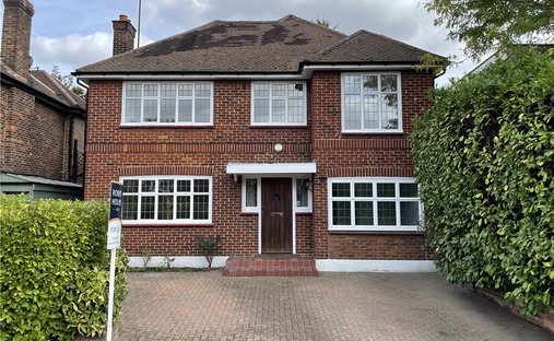 House in Copse Hill, Merton, England 1