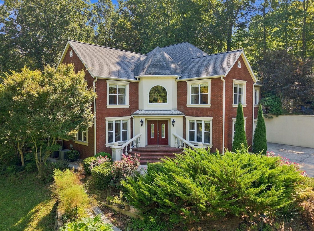 House in Fairview, North Carolina, United States 1 - 18950646