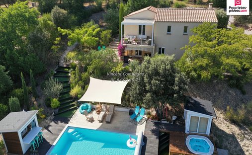 Villa in Esparron-de-Verdon, Provence-Alpes-Côte d'Azur, France 1