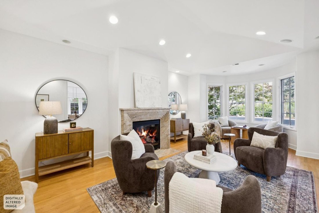 House in Los Altos Hills, California, United States 5 - 18953195