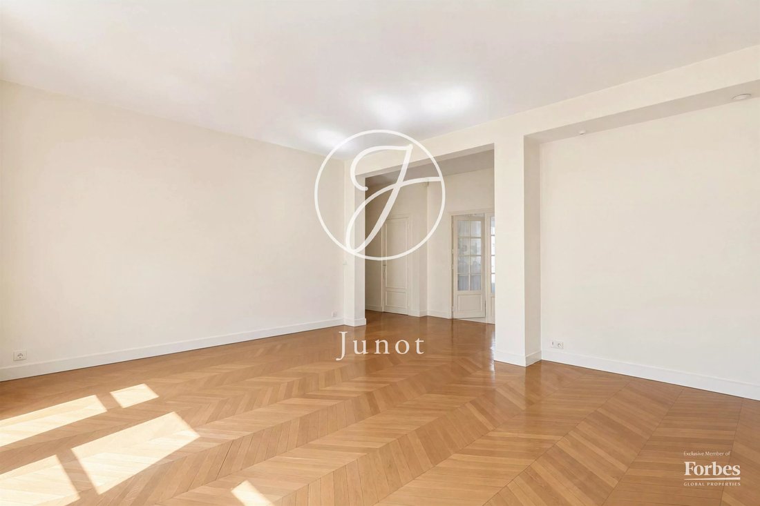 Appartamento a Muette Nord, Paris 16e Arrondissement, Parigi 4 - 18310171