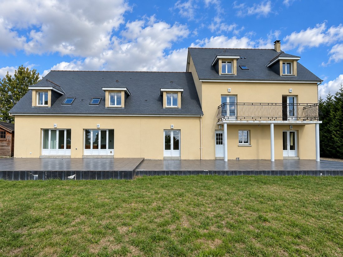 House in Juvigny-Val-d'Andaine, Normandy, France 2 - 18950569