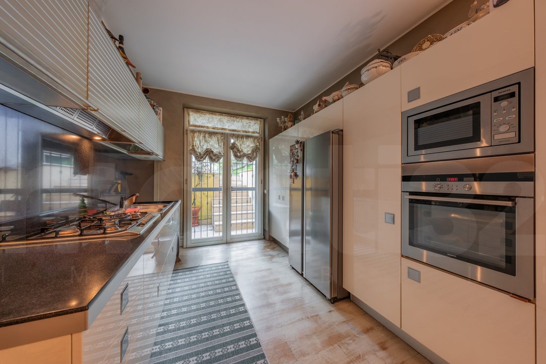 Villa in Fiera, Milan, Italy 4 - 17838300