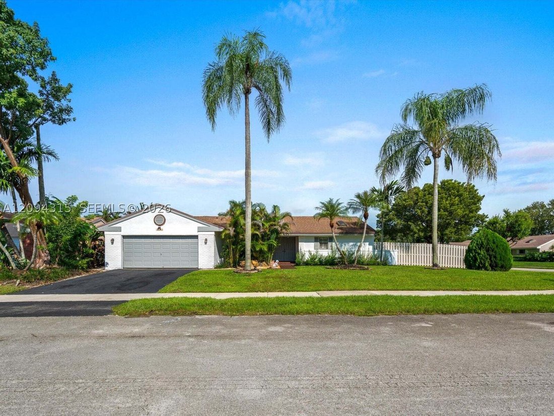 House in Davie, Florida, United States 2 - 18952648