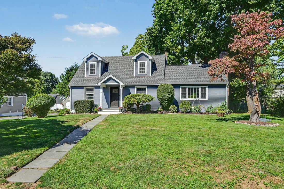House in Stamford, Connecticut, United States 1 - 18948175