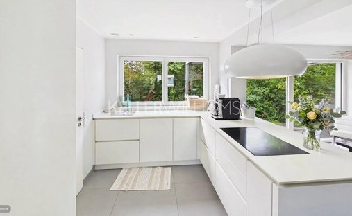 Haus in Steinfort, Distrikt Luxemburg, Luxemburg 1