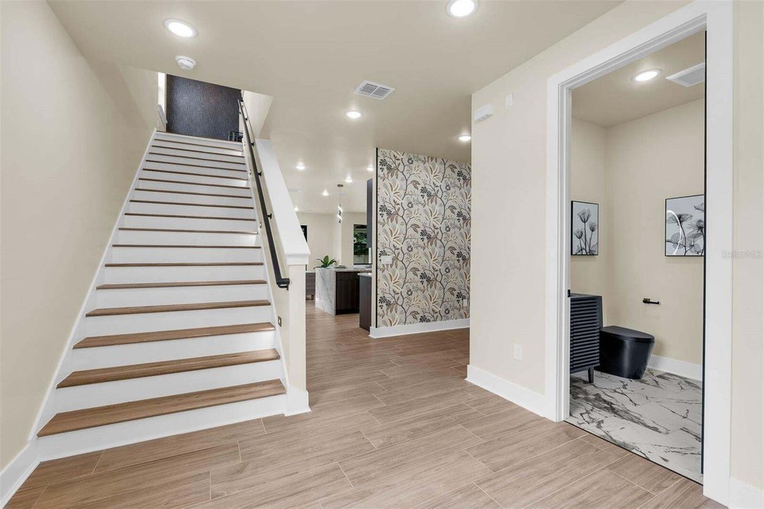 House in Orlando, Florida, United States 3 - 18952311