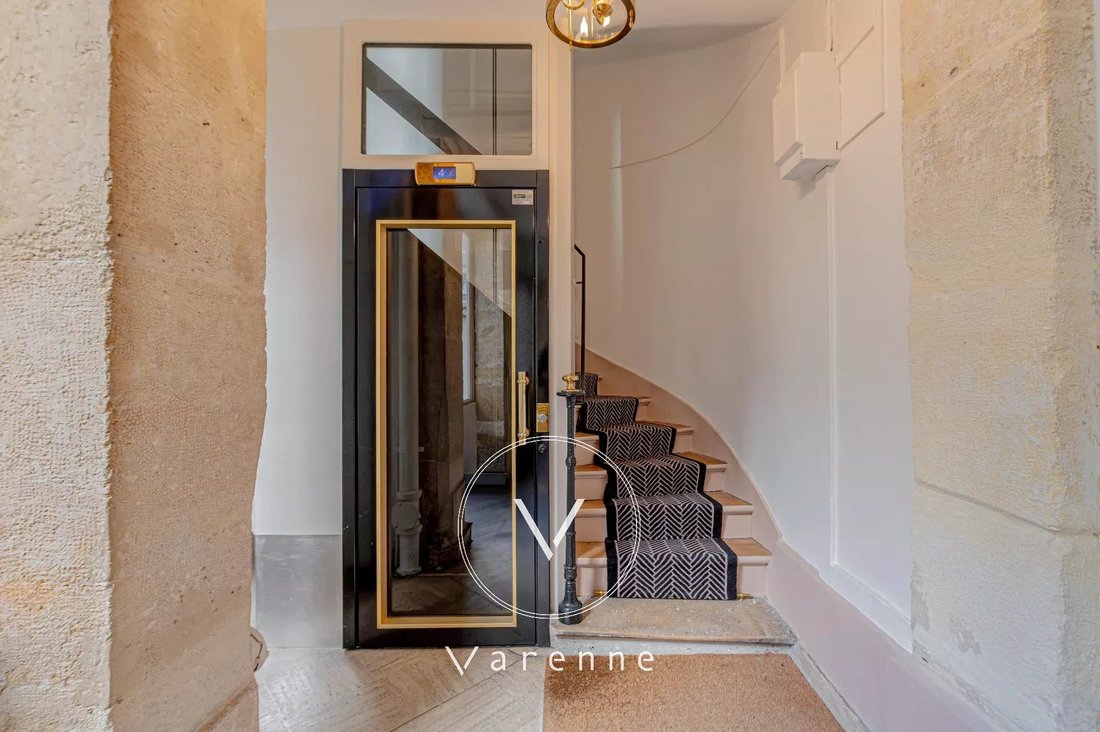 Apartment in Saint Placide, Paris 6e Arrondissement, Paris 2 - 18949996
