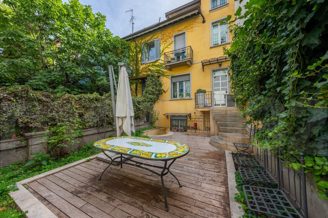 Villa in Fiera, Milan, Italy 2 - 17838300