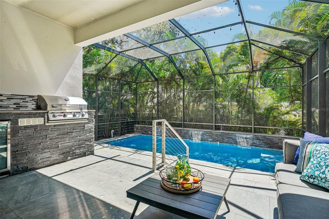 House in Tampa, Florida, United States 2 - 18949089